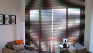 persiana horizontal em alumínio